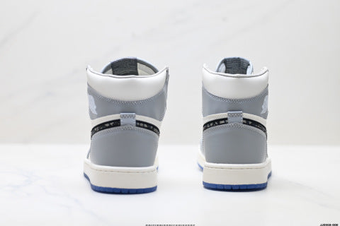 Nike Air Jordan 1 High OG basketball shoes Sneakers for comfort and casual wear