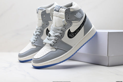 Nike Air Jordan 1 High OG basketball shoes Sneakers for comfort and casual wear