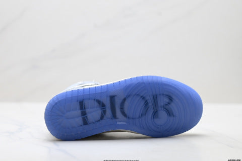 Nike Air Jordan 1 High OG basketball shoes Sneakers for comfort and casual wear