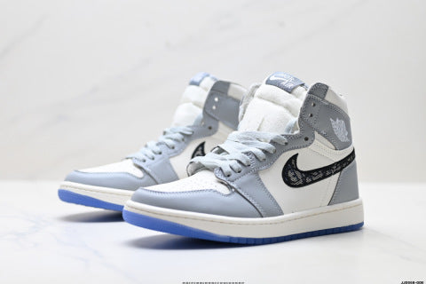 Nike Air Jordan 1 High OG basketball shoes Sneakers for comfort and casual wear