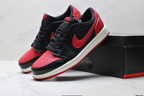 Nike Air Jordan 1 Retro athletic shoes Unisex Shoes, Couple Style, Sneakers