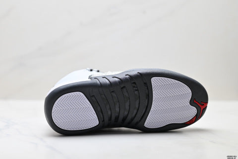 Nike Air Jordan 12 Sneakers Comfortable and non-slip basketball shoes