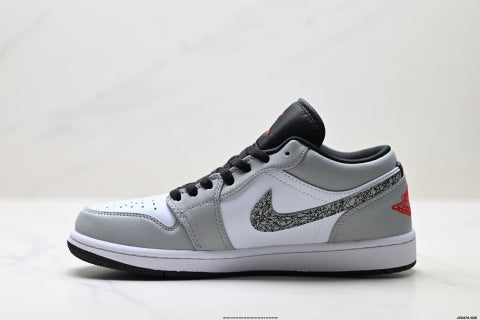 Nike Air Jordan 1 Low basketball shoes Comfortable casual sneakers
