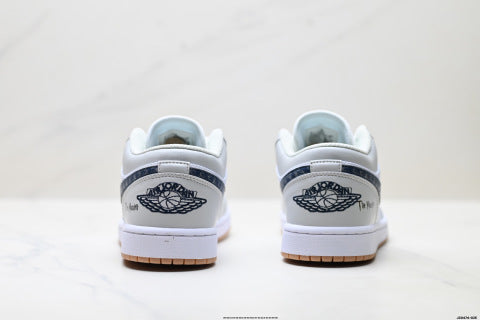 Nike Air Jordan 1 sneakers Basketball shoes for men and women, versatile
