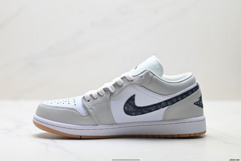 Nike Air Jordan 1 sneakers Basketball shoes for men and women, versatile