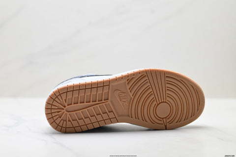 Nike Air Jordan 1 sneakers Basketball shoes for men and women, versatile