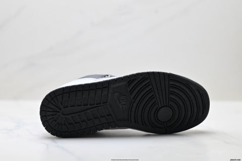 Nike Air Jordan Court Connect sneakers Anti-slip basketball shoes are comfortable