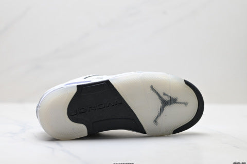 Nike Air Jordan Sixty Plus Low Sneakers Air cushioning and anti-slip basketball shoes