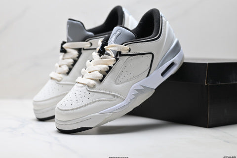 Nike Air Jordan Sixty Plus Low Sneakers Air cushioning and anti-slip basketball shoes