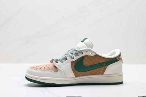 Nike Air Jordan 1 x Travis Scott Sneakers Comfortable and casual non-slip basketball shoes