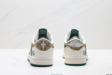 Nike Air Jordan 1 x Travis Scott Sneakers Comfortable and casual non-slip basketball shoes