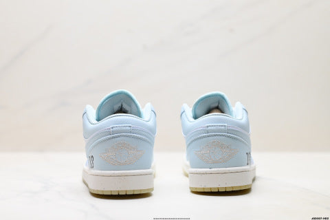 Nike Air Jordan 1 Low OG basketball shoes Casual sneakers for men and women