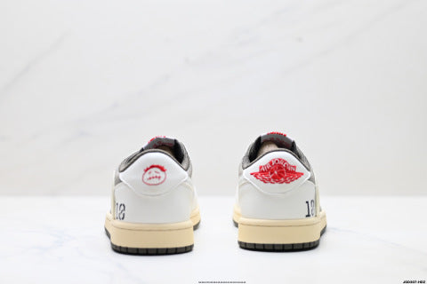 Nike Air Jordan 1 x Travis Scott basketball shoes Comfortable casual sneakers