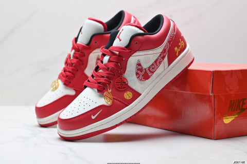 Nike Air Jordan 1 Low  sneakers Anti-slip and wear-resistant sports shoes