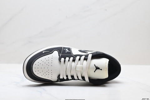 Nike Air Jordan 1 Low  basketball shoes Comfortable casual sneakers