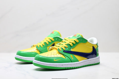 Nike Air Jordan 1 x Travis Scott basketball shoes Sneakers for comfort and casual wear