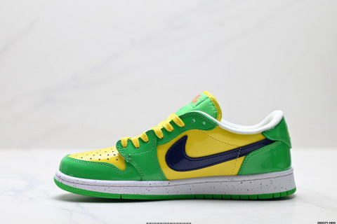 Nike Air Jordan 1 x Travis Scott basketball shoes Sneakers for comfort and casual wear