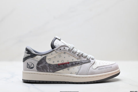 Nike Air Jordan 1 x Travis Scott Collaboration sneakers Anti-slip basketball shoes for men and women