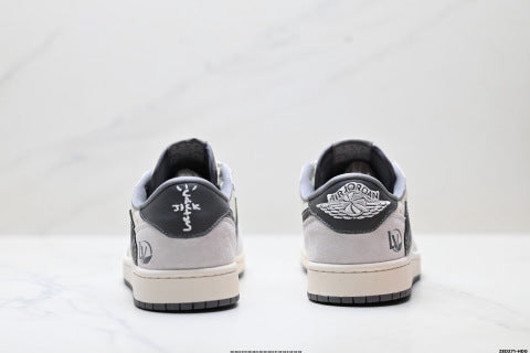 Nike Air Jordan 1 x Travis Scott Collaboration sneakers Anti-slip basketball shoes for men and women