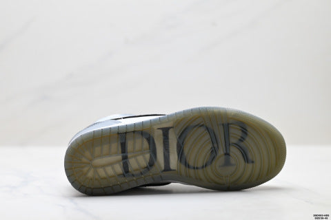 Dior x Nike Air Jordan 1 High OG Basketball shoes Non-slip, wear-resistant skate shoes
