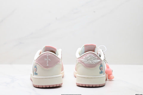Nike Air Jordan 1 x Travis Scott basketball shoes Sneakers for comfort and casual wear