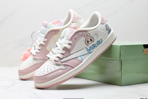 Nike Air Jordan 1 x Travis Scott basketball shoes Sneakers for comfort and casual wear