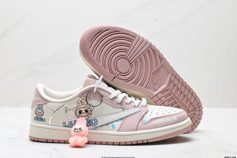 Nike Air Jordan 1 x Travis Scott basketball shoes Sneakers for comfort and casual wear