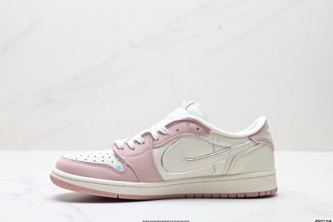 Nike Air Jordan 1 x Travis Scott basketball shoes Sneakers for comfort and casual wear