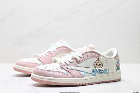 Nike Air Jordan 1 x Travis Scott basketball shoes Sneakers for comfort and casual wear