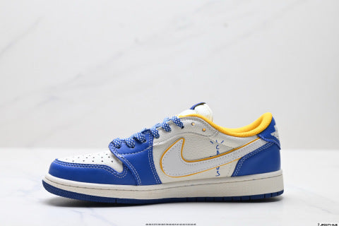 Nike Air Jordan 1 x Travis Scott basketball shoes Comfortable casual sneakers for men and women